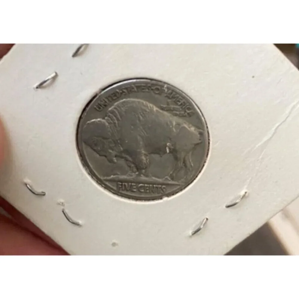 1937 Buffalo Nickel Choice - Picture 5 of 9